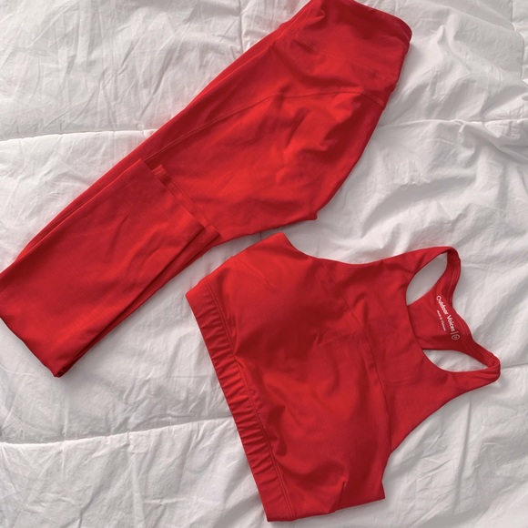 Outdoor voices move free crop top (padded) matching 7/8 leggings XS red/apricot - Picture 1 of 3
